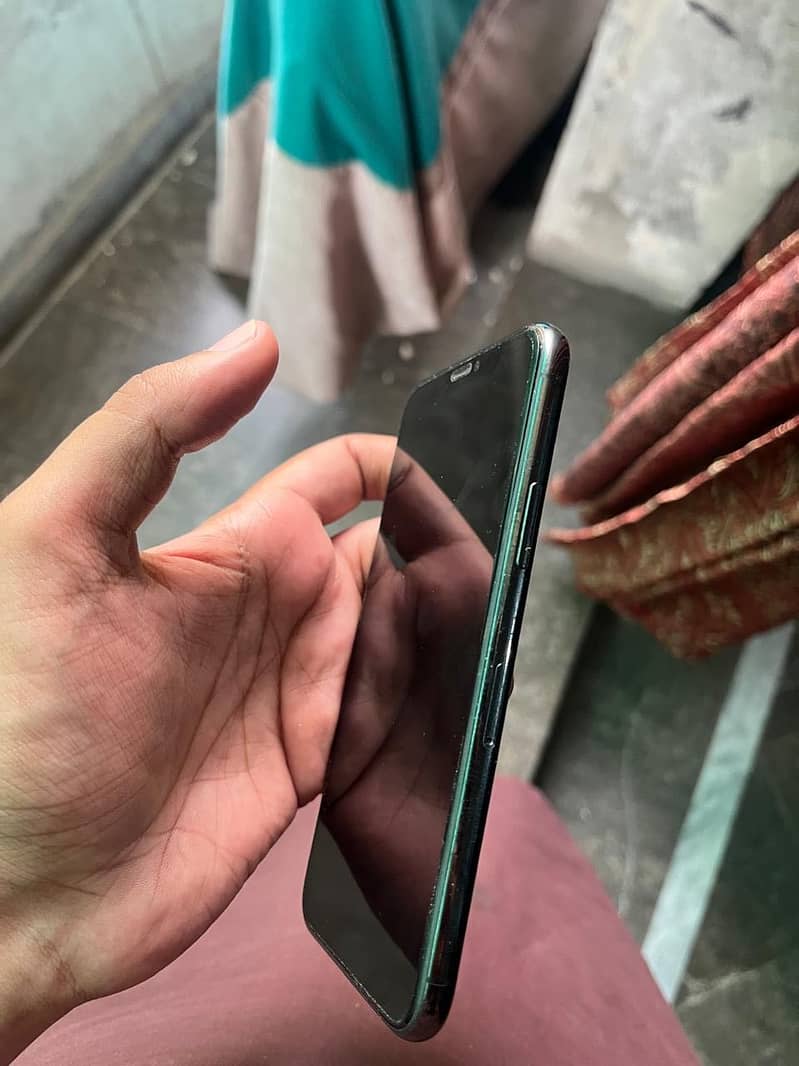 Apple iPhone 11 Pro 1