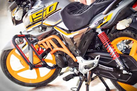 HONDA CB150F SILVER