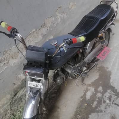 chinqchi bike 90cc is for sale