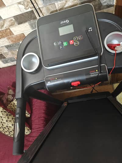 ZT-R15 Almost New Treadmill