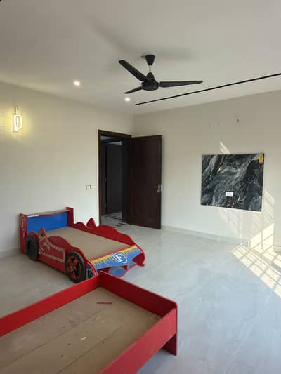 Luxury 1 Kanal House with Private Pool in Nasheman-e-Iqbal Phase 2, Lahore