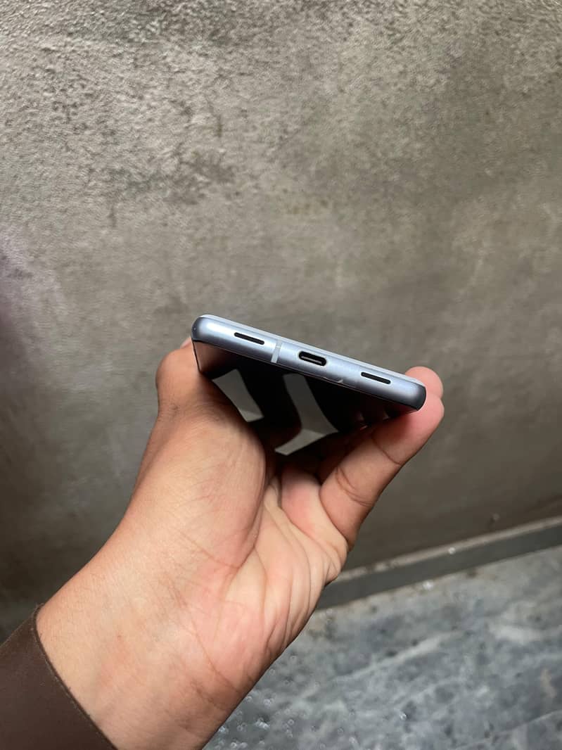 Google Pixel 7a 1