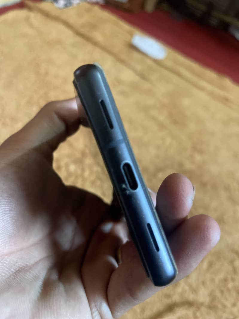 Google Pixel 7a 4
