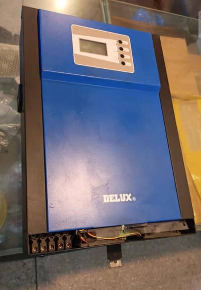 Delux 5kw 48volt hybrid solar inverter