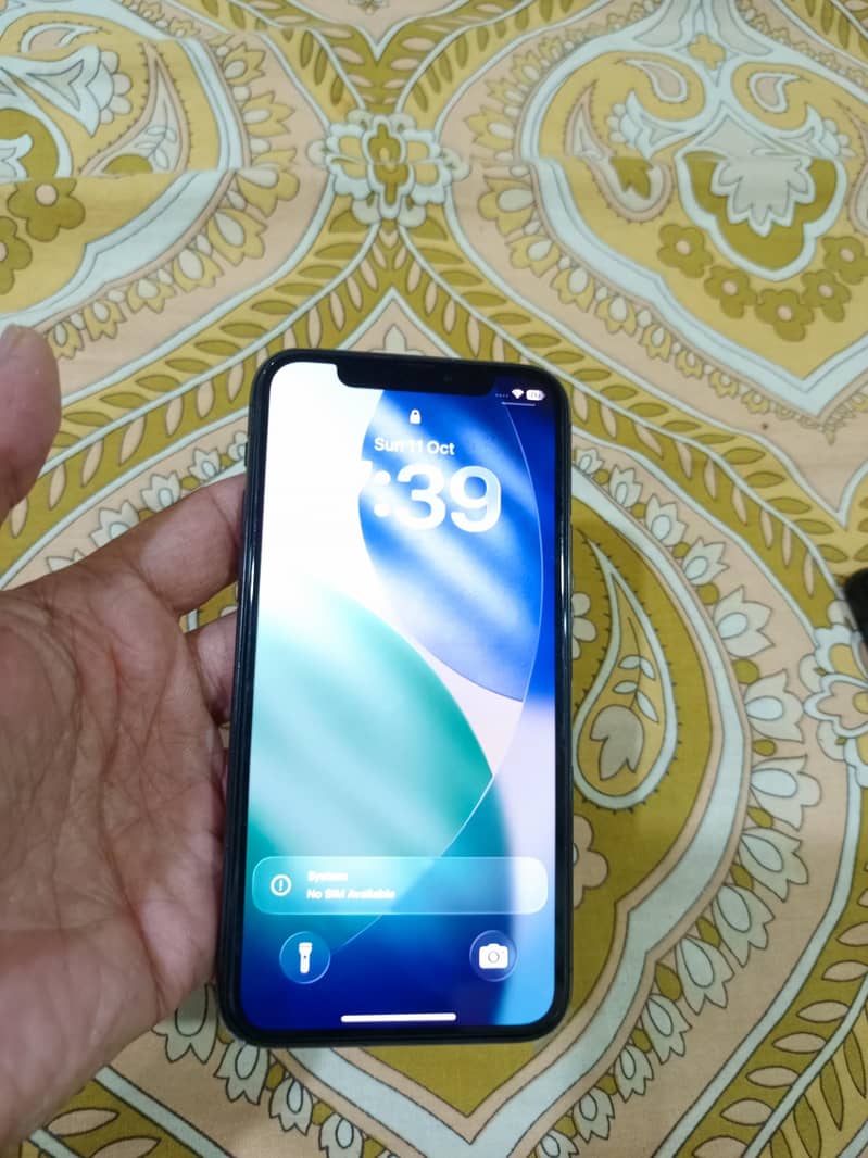 Apple iPhone 11 Pro 1