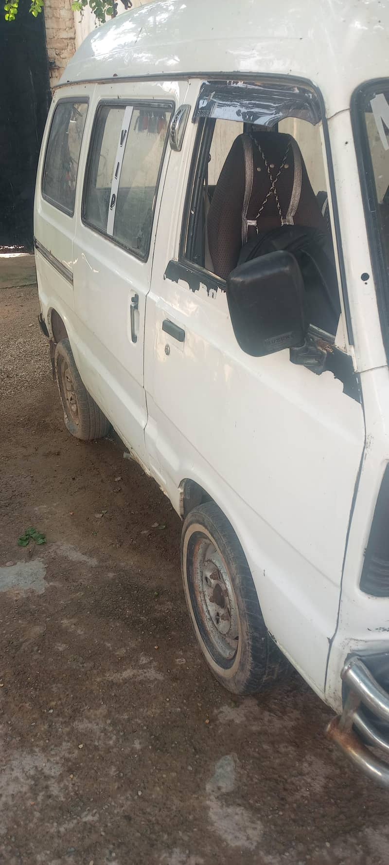 Suzuki Bolan 2000 1