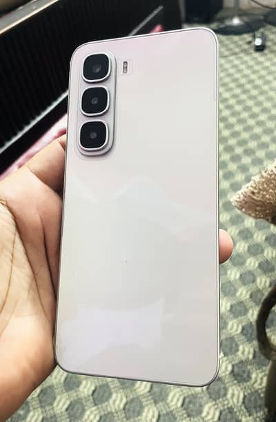 Infinix Hot 60i 256gb with box