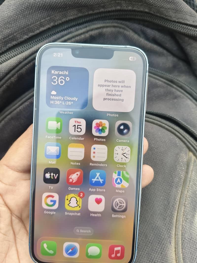Apple iPhone 13 1