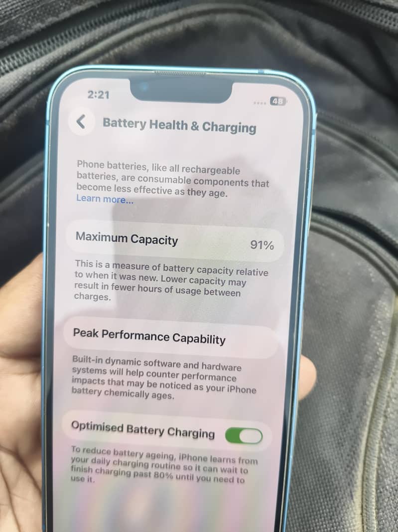 Apple iPhone 13 2