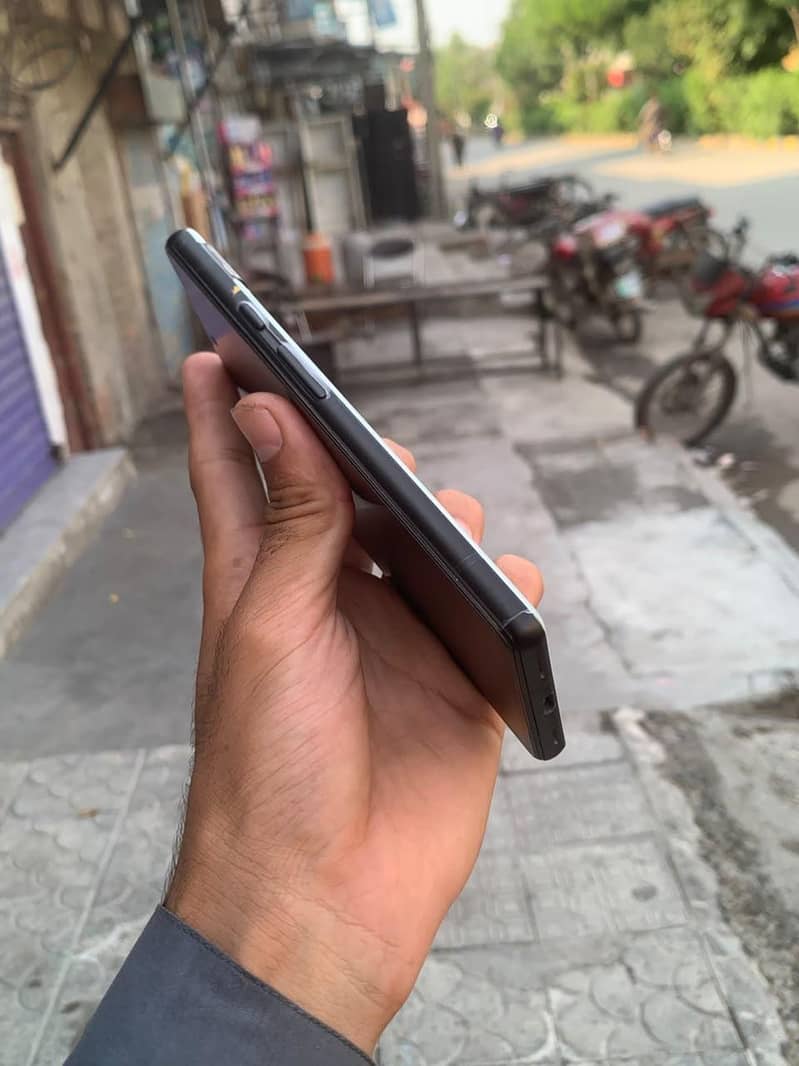 Google Pixel 6a 1