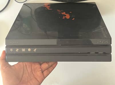 PS4 Pro 1TB Monster Hunter Limited Edition | Jailbreak | 13 Games