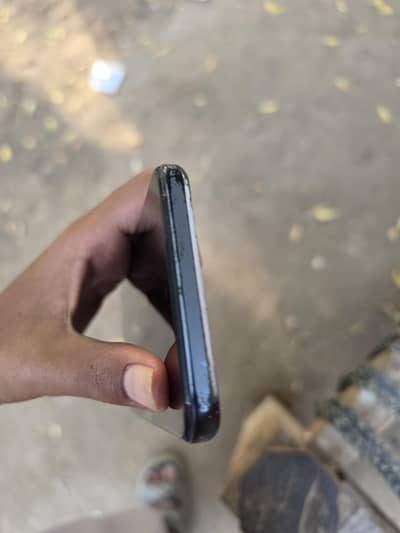Tecno Pova 4