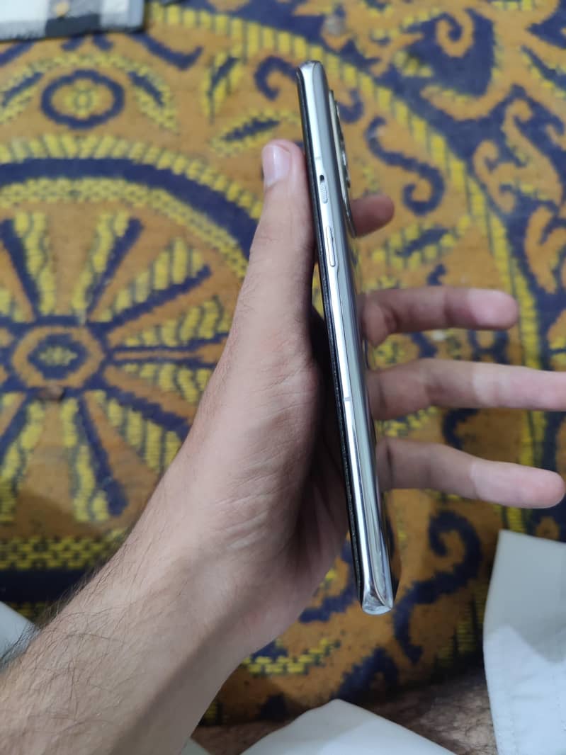 One Plus 9 Pro 3