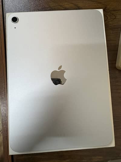 Apple iPad 11 (A16) – 256GB – Silver