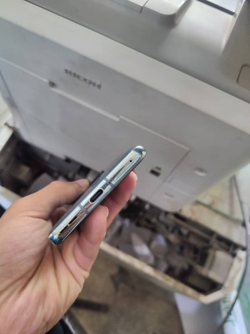 One Plus 10 Pro 6