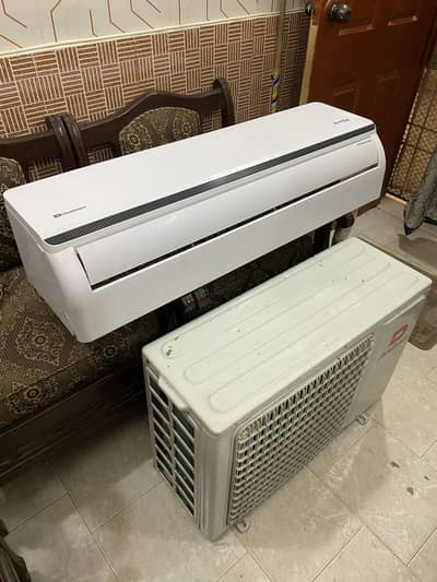 Dawlance 1.5 Ton Inverter Air Conditioner
