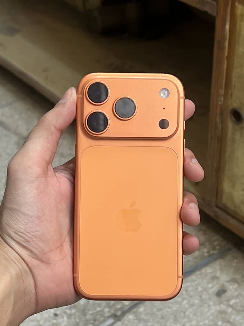 Apple iPhone 17 Pro 0