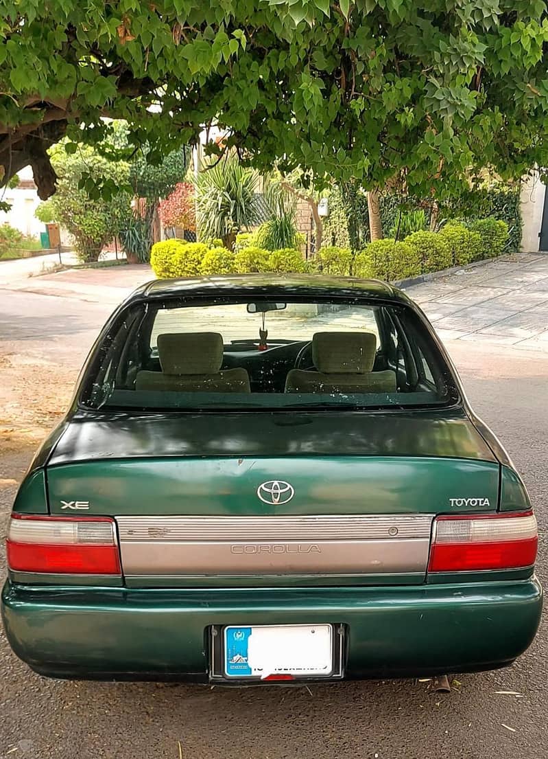 Corolla 2001 model 3
