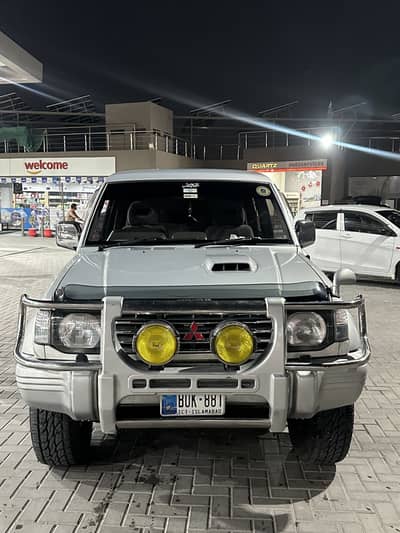 Mitsubishi Pajero 1994