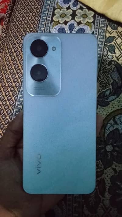 Vivo Y18