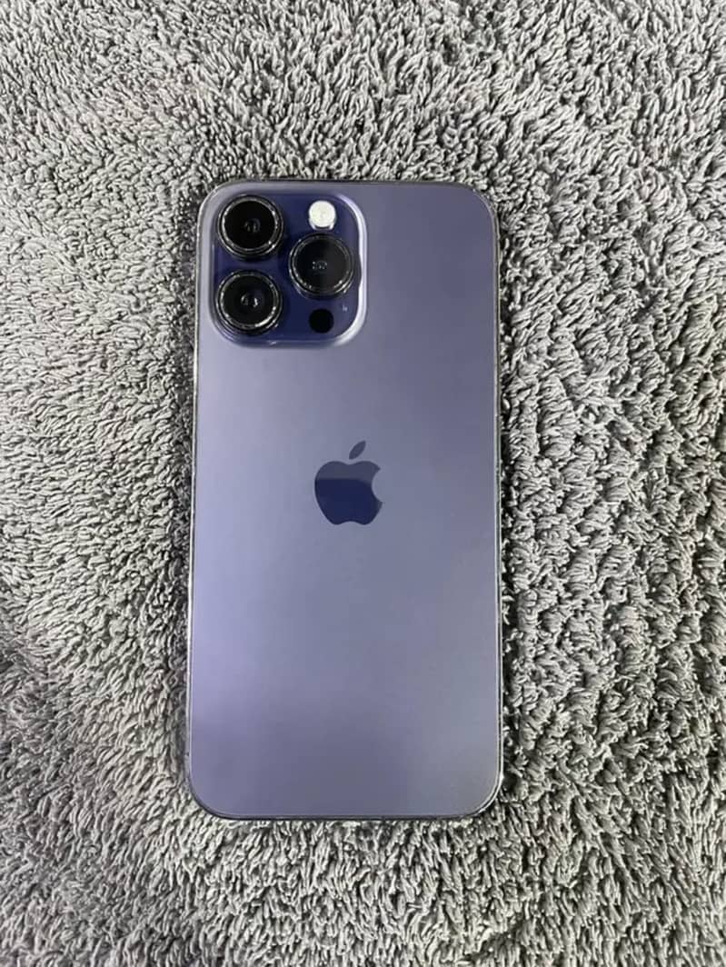 Apple iPhone 14 Pro Max 1