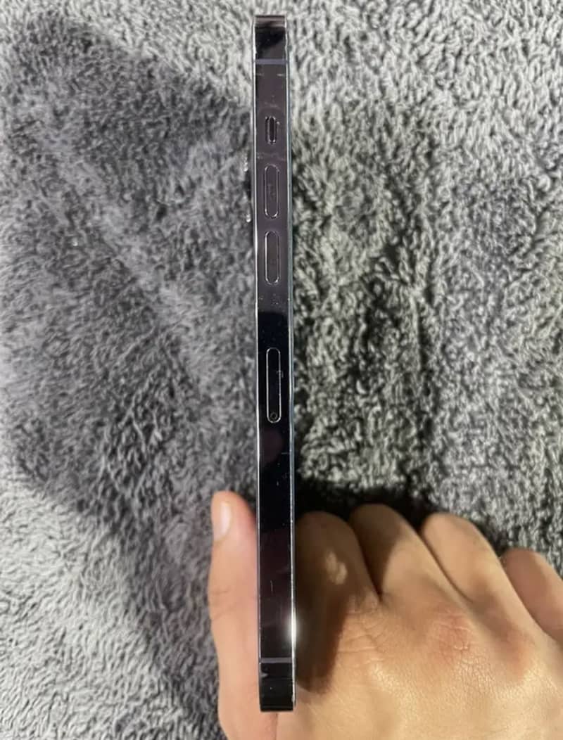 Apple iPhone 14 Pro Max 5