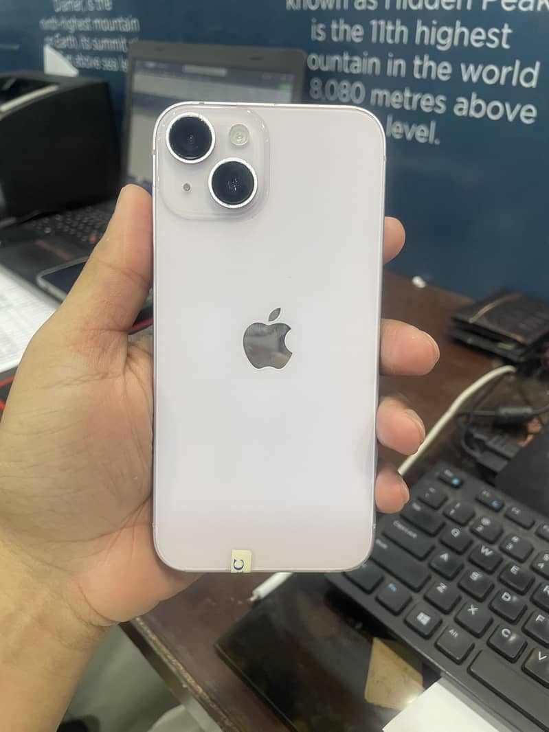 Apple iPhone 14 4