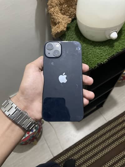 Apple iPhone 13
