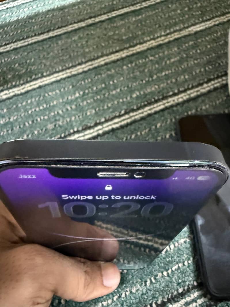 Apple iPhone 12 Pro 3