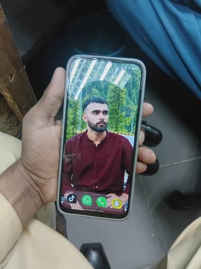 Infinix Hot 70
