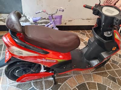 evee crown scooty for sale