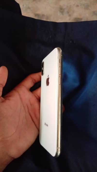Apple iPhone XS
