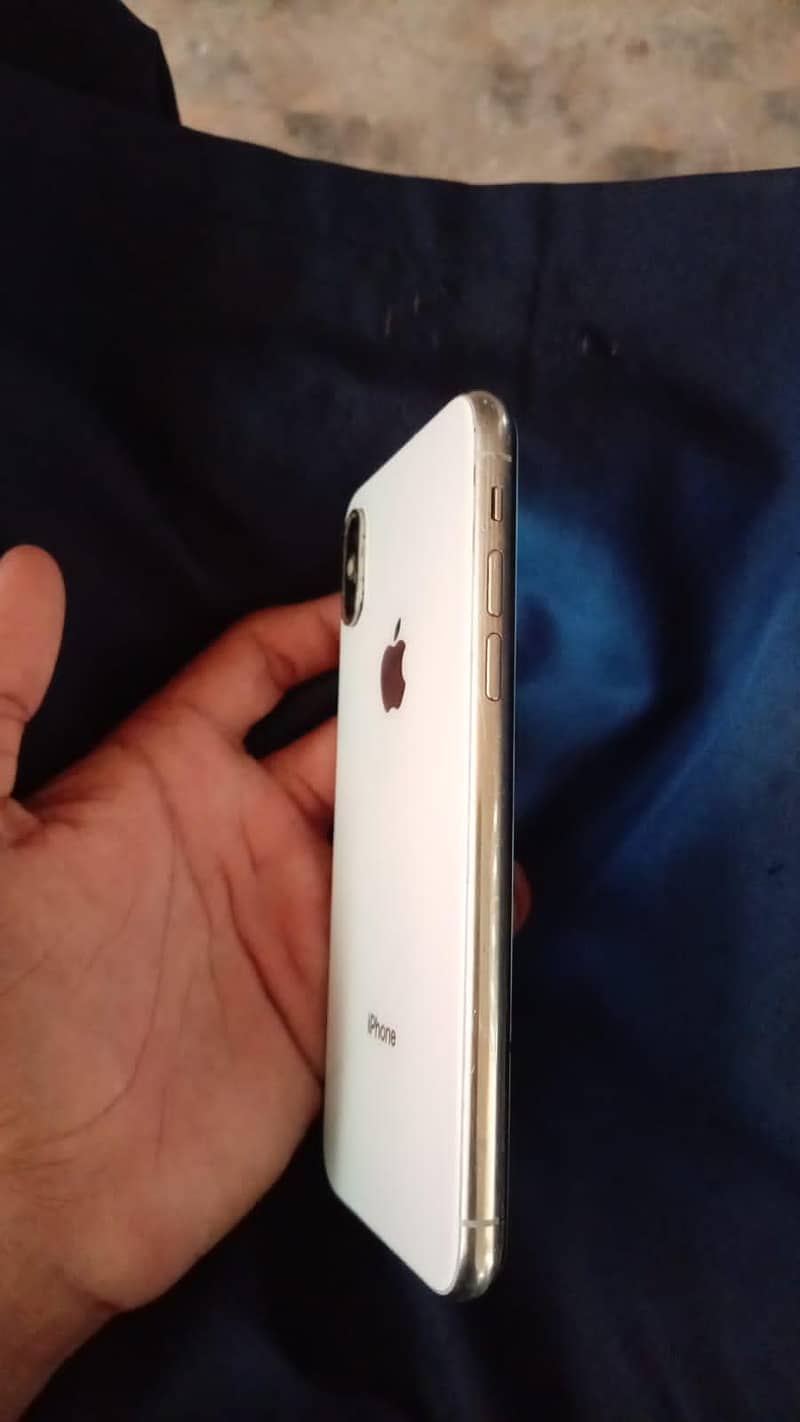 Apple iPhone XS 0