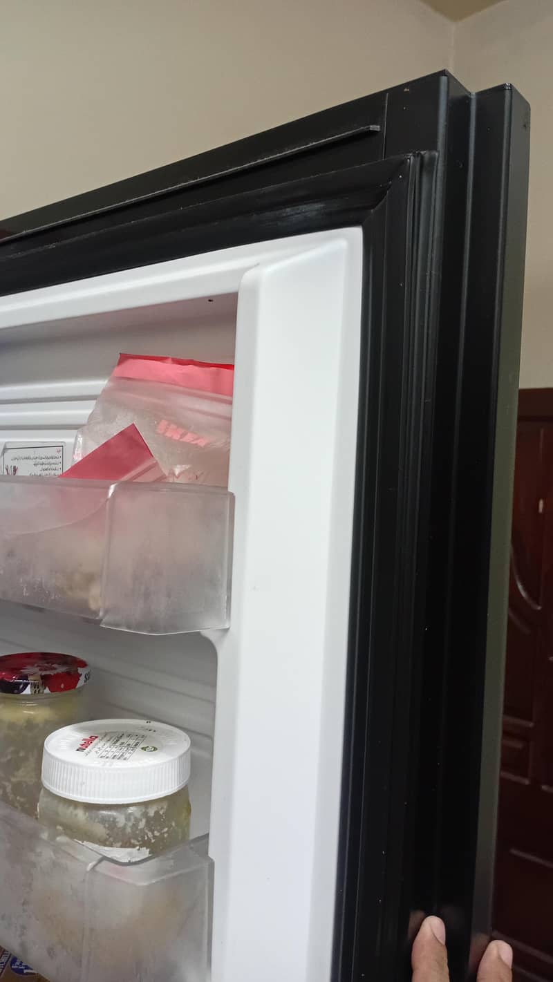pel Refrigerator 1