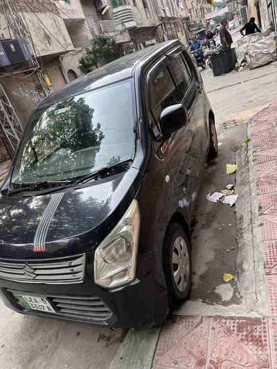 Suzuki W R 2014