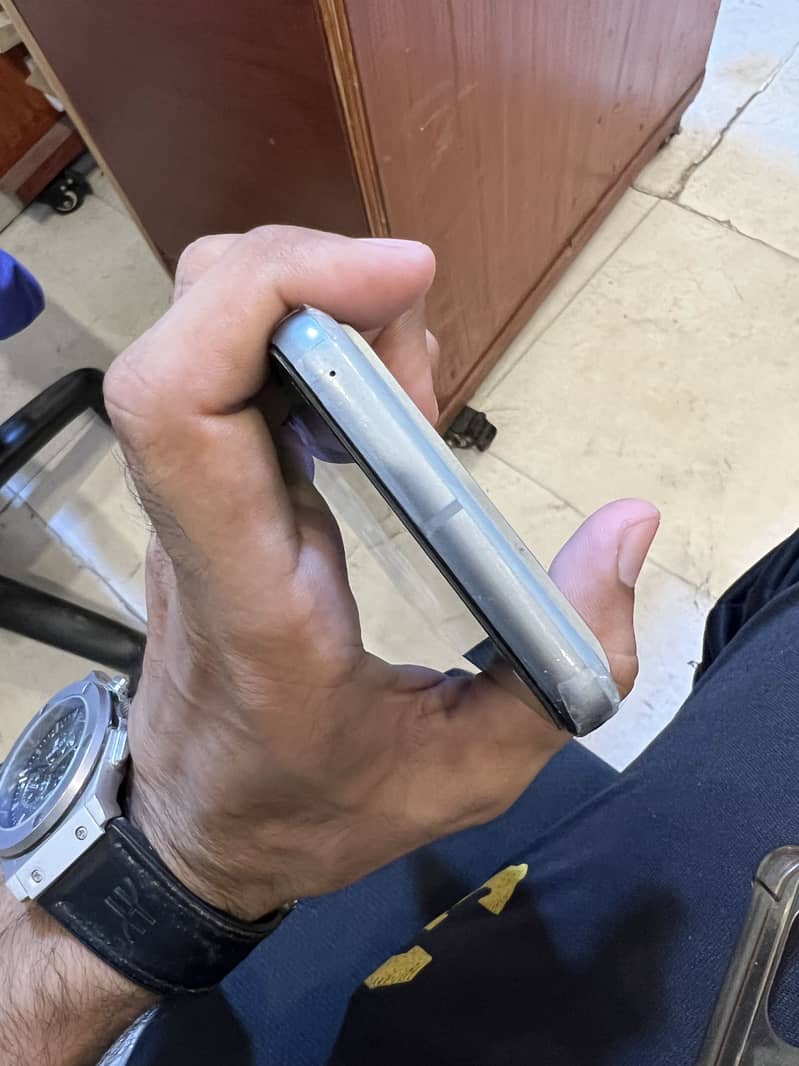 Google pixel 8 1