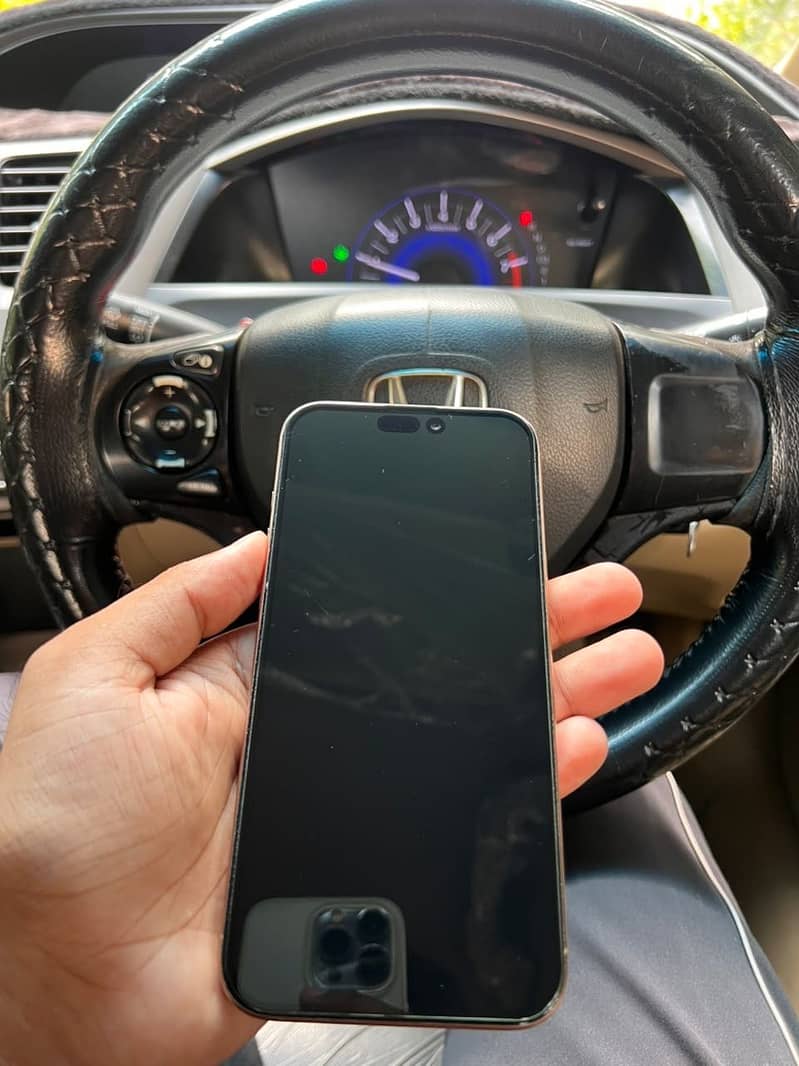 Apple iPhone 16 Pro Max 5