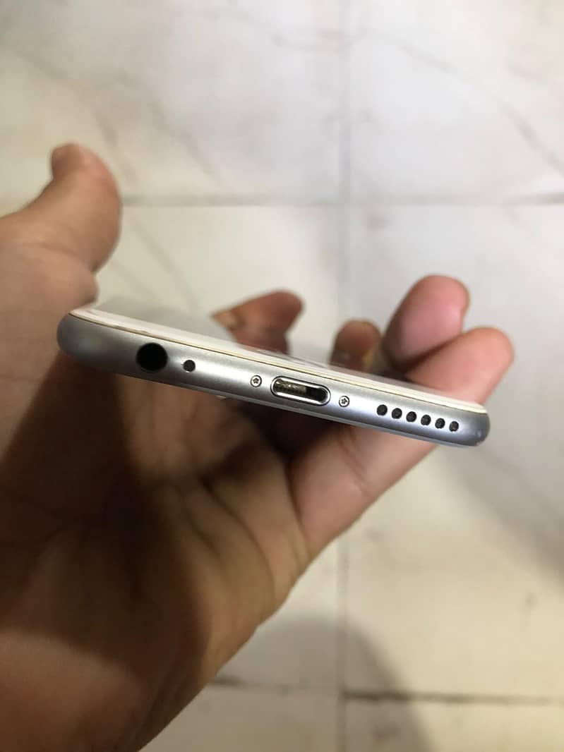 Apple iPhone 6 3
