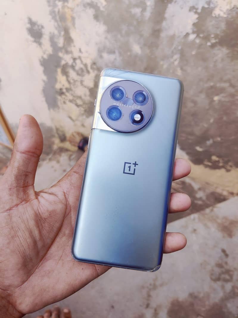 One Plus 11 0
