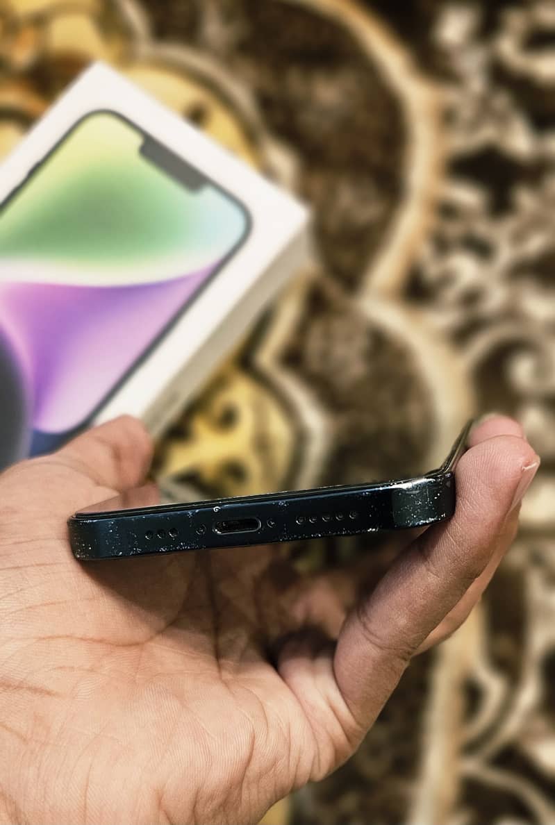 Apple iPhone 14 8