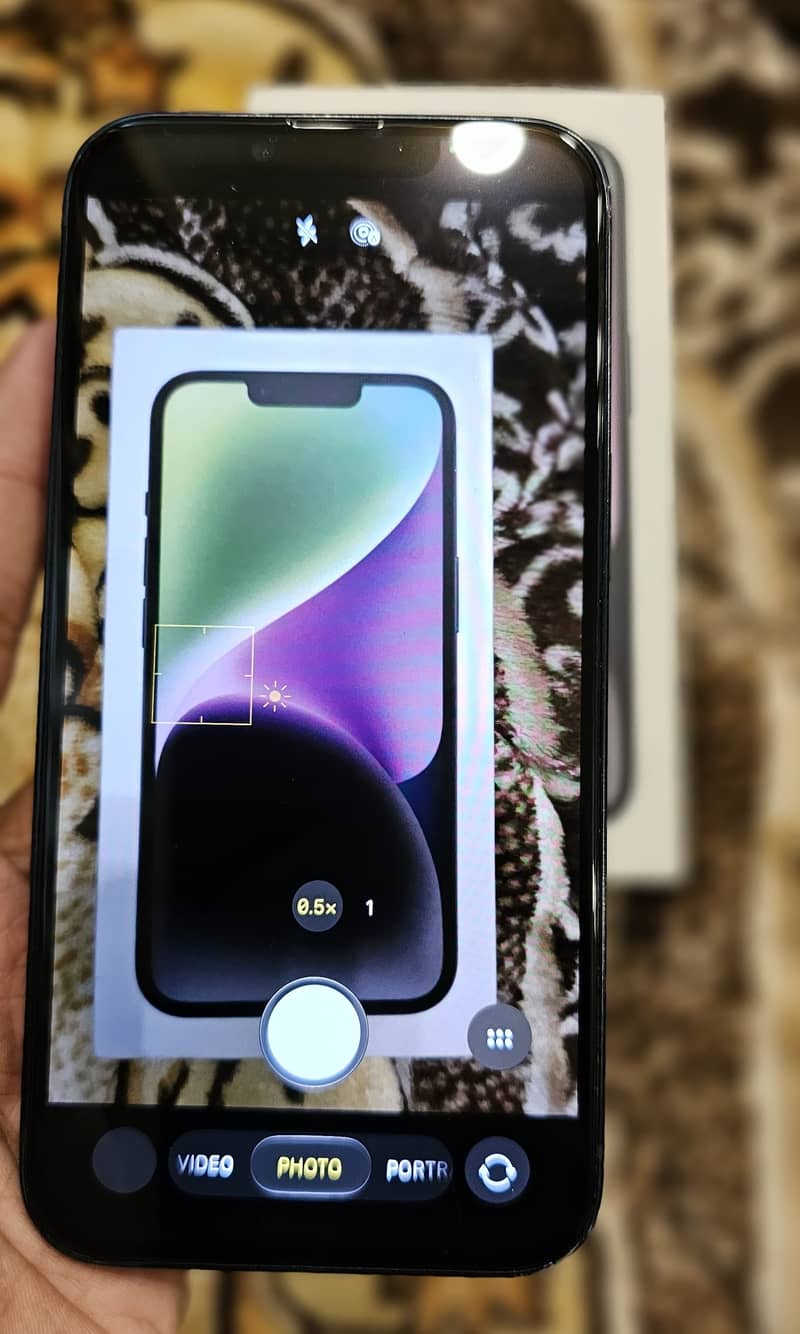 Apple iPhone 14 12