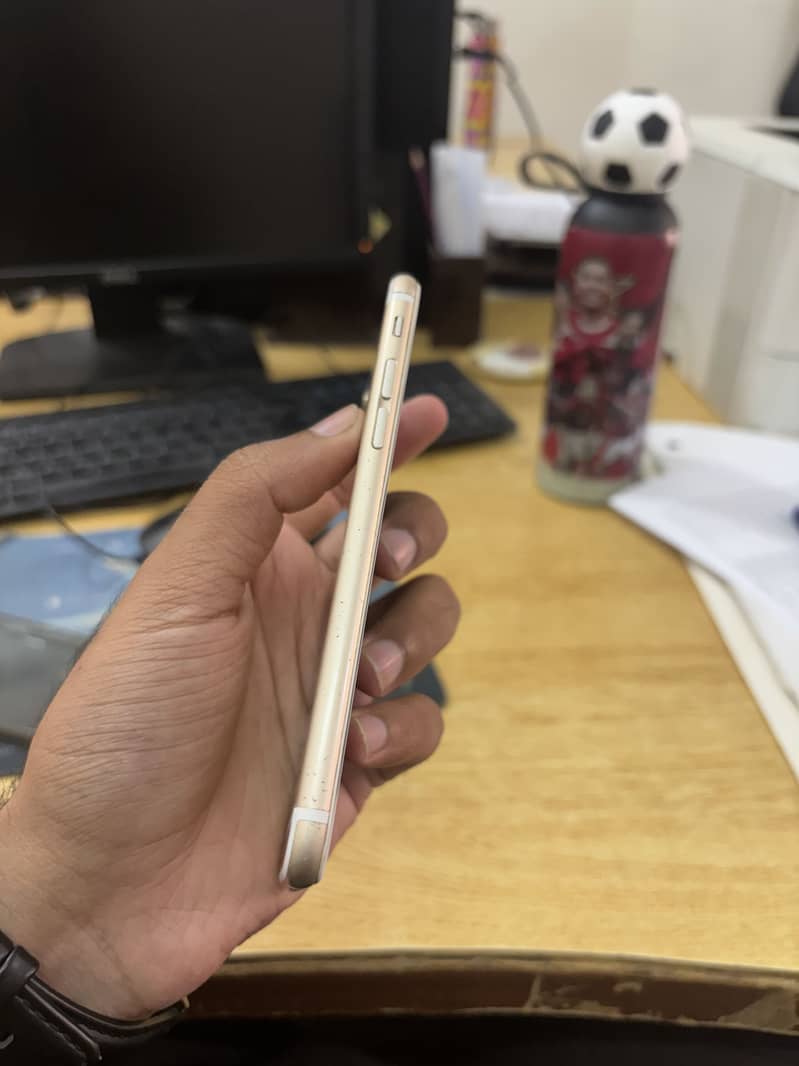 Apple iPhone 6S 3