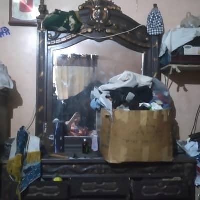 dressing table
