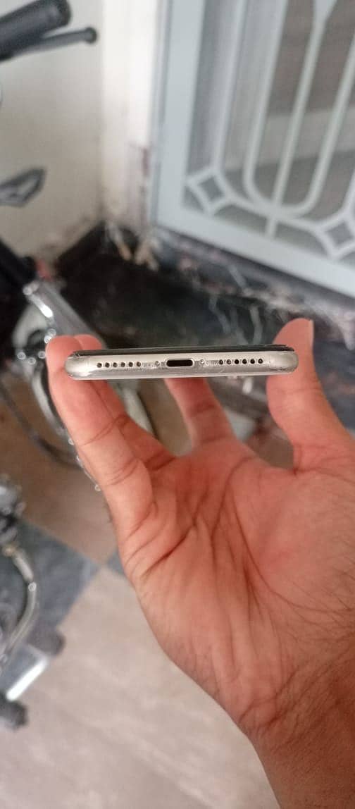 Apple iPhone X official pta 1