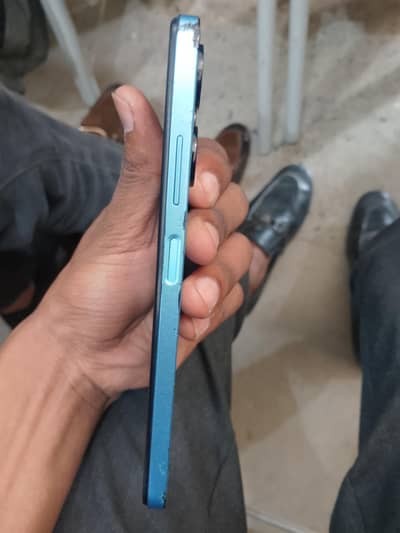 Infinix Hot 30i