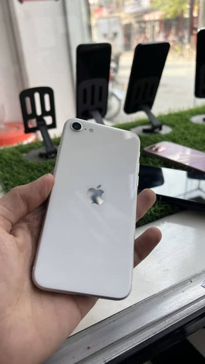 Apple iPhone SE Official Pta
