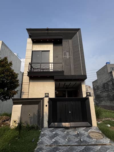 BRAND NEW HOUSE FOR RENT