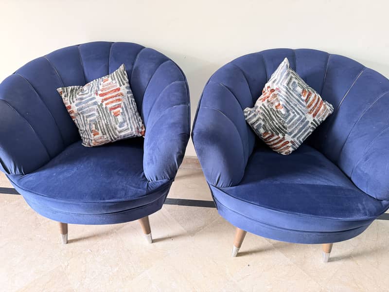 Sofa set 0