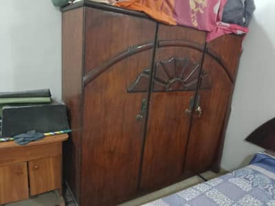 3-Door Wooden Wardrobe / Almari in Good Condition