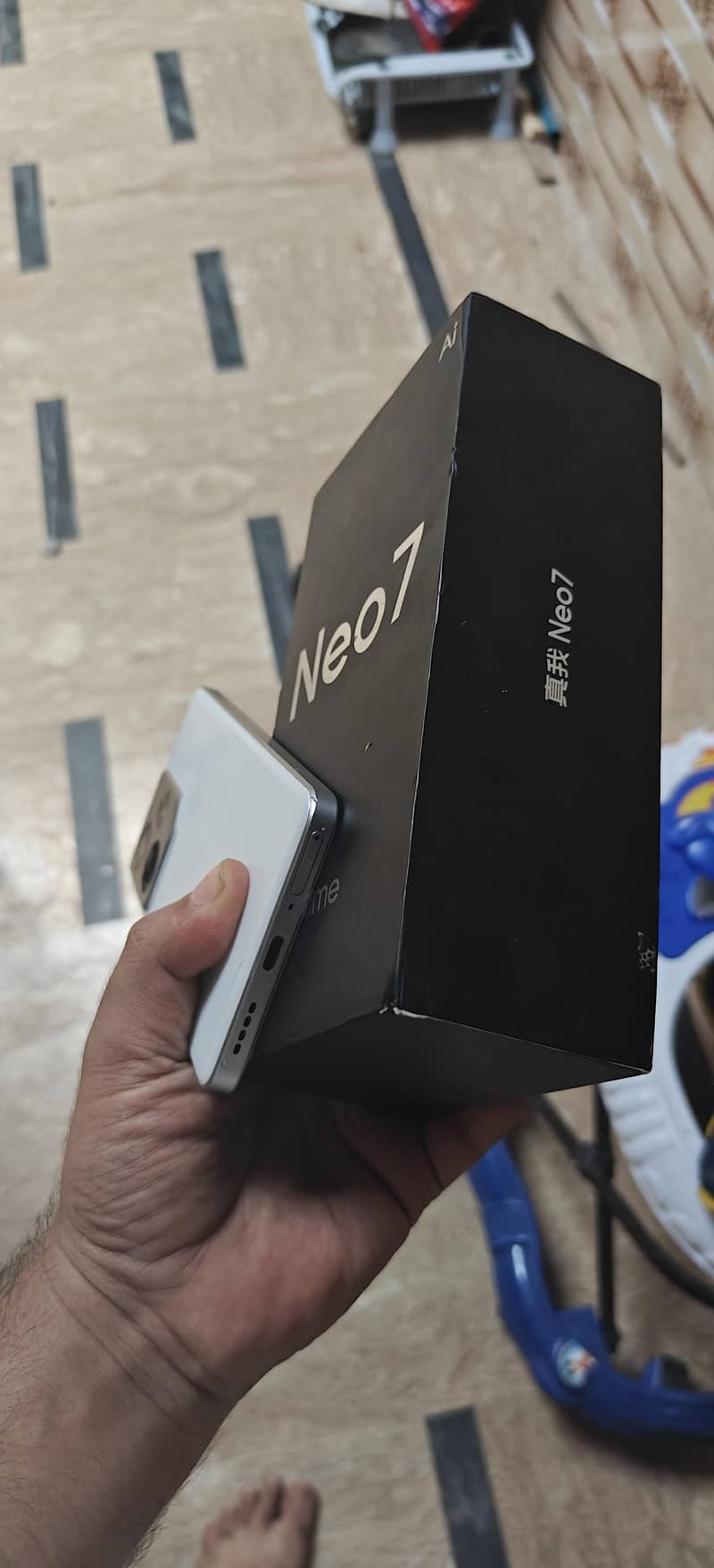 Realme Neo7 14